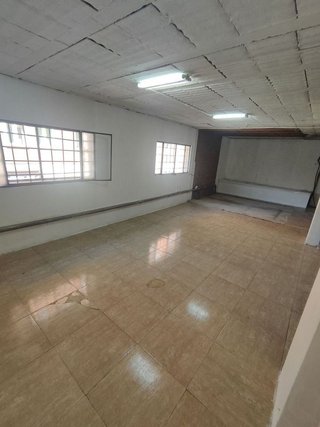 Local comercial en venta en Nucli Urbà en Esparreguera