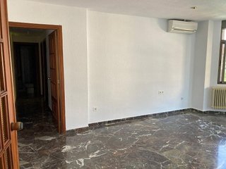 Piso en alquiler en Pajaritos - Plaza de Toros en Granada