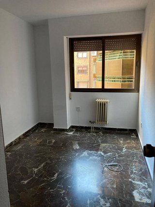 Piso en alquiler en Pajaritos - Plaza de Toros en Granada