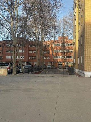 Garaje en alquiler en Val en Alcalá de Henares