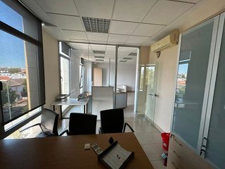 Oficina en venta en Nervión en Sevilla