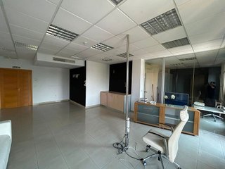 Oficina en venta en Nervión en Sevilla