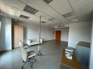 Oficina en venta en Nervión en Sevilla