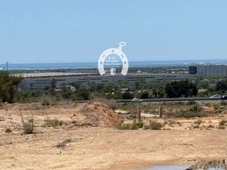 Terreno en venta en Ciutat Universitària en Elche