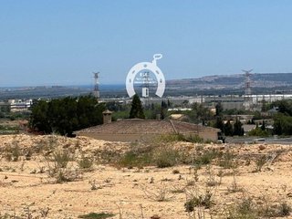 Terreno en venta en Ciutat Universitària en Elche