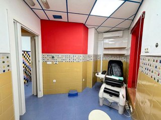 Local comercial en venta en Plaza de Toros - Santa Rita en Almería