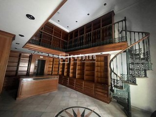 Local comercial en venta en Centro Histórico - Plaza España en Cádiz