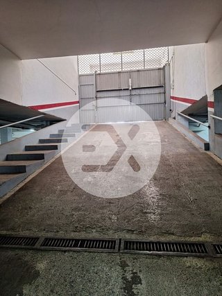 Garaje en venta en Els Canyars en Castelldefels