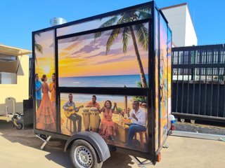 Food Truck con Diseño Tropical