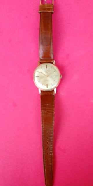 Reloj de pulsera FUNCIONANDO