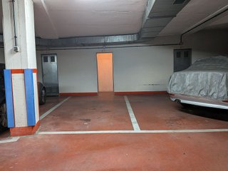 Garaje en venta en Cuatro Caminos - Plaza de la Cubela en Coruña (A)
