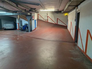 Garaje en venta en Cuatro Caminos - Plaza de la Cubela en Coruña (A)