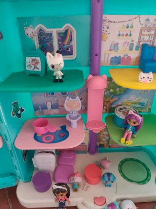Casa de Muñecas Gabby y Casa Árbol