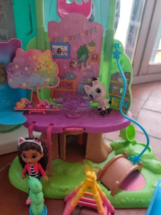 Casa de Muñecas Gabby y Casa Árbol