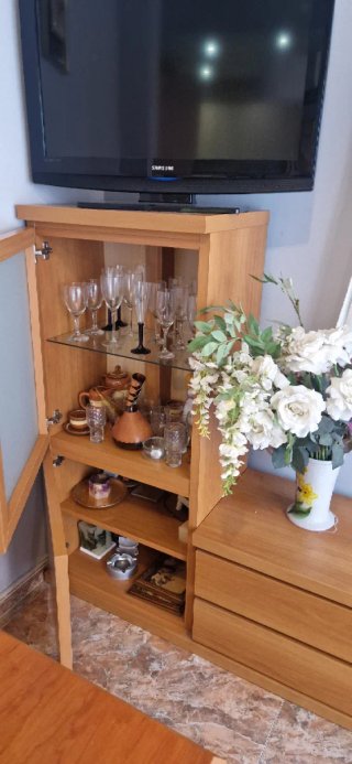 Mueble de comedor madera