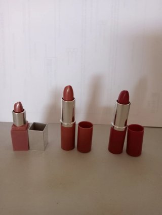 Neceser Clinique con productos de maquillaje NUEVO