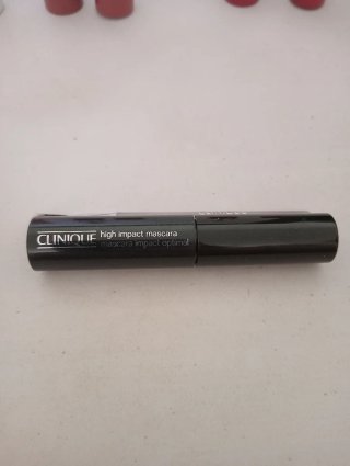 Neceser Clinique con productos de maquillaje NUEVO