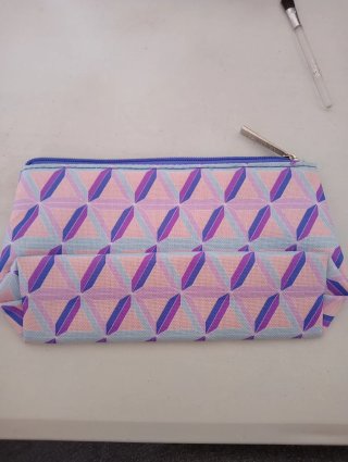 Neceser Clinique con productos de maquillaje NUEVO
