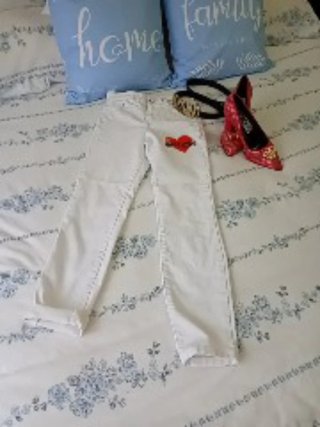 Pantalón vaquero Moschino blanco