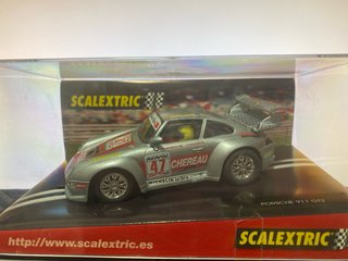 Scalextric Porsche 911 GT2 Cherau