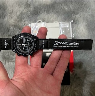 Omega x Swatch Misión a la Luna Negra
