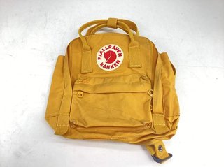 Mochila Fjallraven Kanken Mini Amarilla