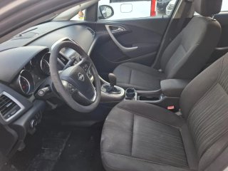 Opel Astra 2011