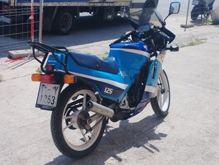 Suzuki RG 125 Sportbike Azul/Blanco