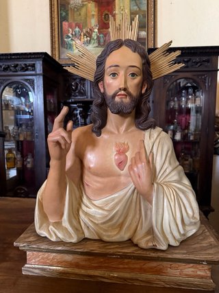 Busto Corazón de Jesús en Madera