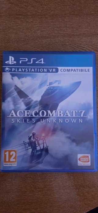 Ace Combat 7 PS4 (PlayStation 4) Compatibile con VR
