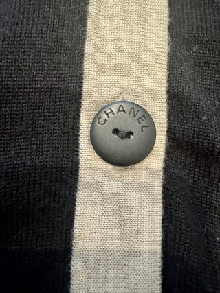 Cárdigan Chanel Negro y Beige