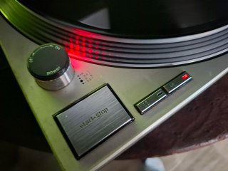 Technics SL-1200 MK2 Giradischi