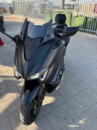 Yamaha TMAX560 TechMax 2020 - 10.500km