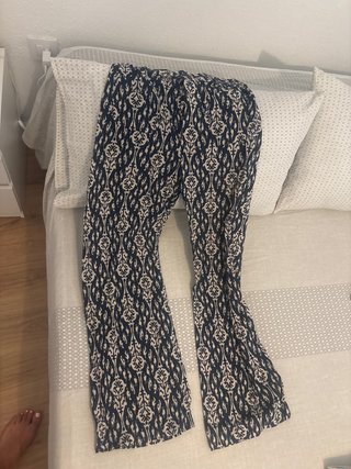 Pantalones anchos estampados