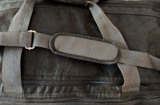 Bolsa de deporte Nike negra.