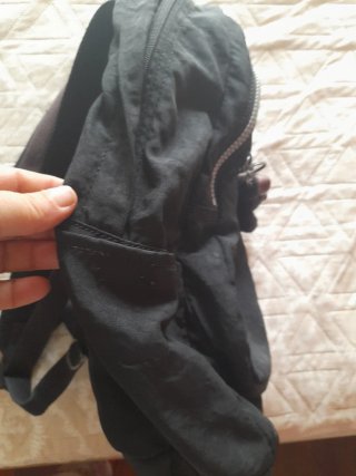 Mochila Kipling Negra con Llavero Monito