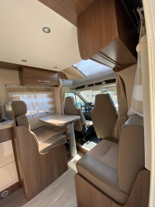 AUTOCARAVANA PERFILADA FORD CHALLENGER GENESIS 397