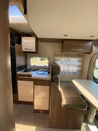 AUTOCARAVANA PERFILADA FORD CHALLENGER GENESIS 397