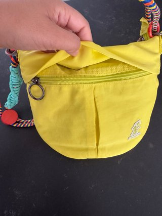 Bolso Cangroo Amarillo Multicolor