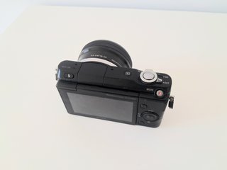 Sony NEX-3N + Objetivo 16-50mm