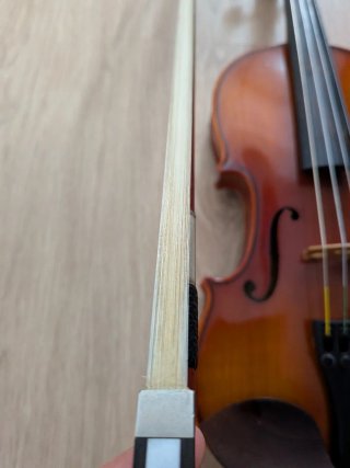 Violín 1/2 Schroetter. Arco, funda y mentonera