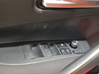 Toyota Corolla 1.8 125H ACTIVE TECH E-CVT