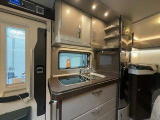 AUTOCARAVA PIRFILADA HOBBY OPTIMA T65 SILVERLINE.