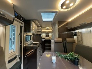 AUTOCARAVA PIRFILADA HOBBY OPTIMA T65 SILVERLINE.