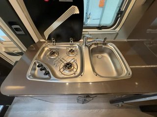 AUTOCARAVA PIRFILADA HOBBY OPTIMA T65 SILVERLINE.