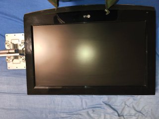 PS4 . 2 mandos. 5 juegos cables. Y un tv l.g 32"