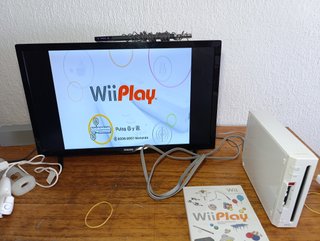 Nintendo Wii Blanca Retrocompatible + Accesorios