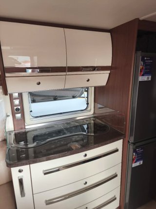 Se vende caravana fendt doble eje