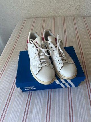 Adidas Stan Smith Blancas y Rojas
