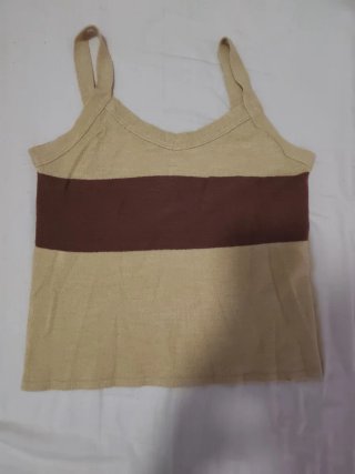 2 Tops cortos de tirantes, talla M